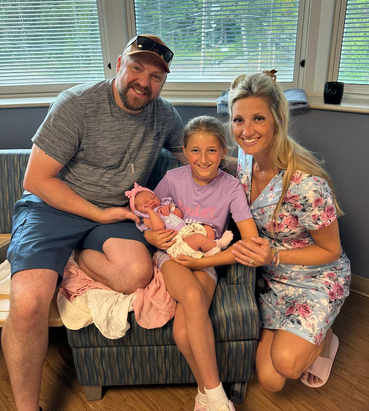 Miracle on the highway as mom delivers baby, dad finds lost wedding ring days later