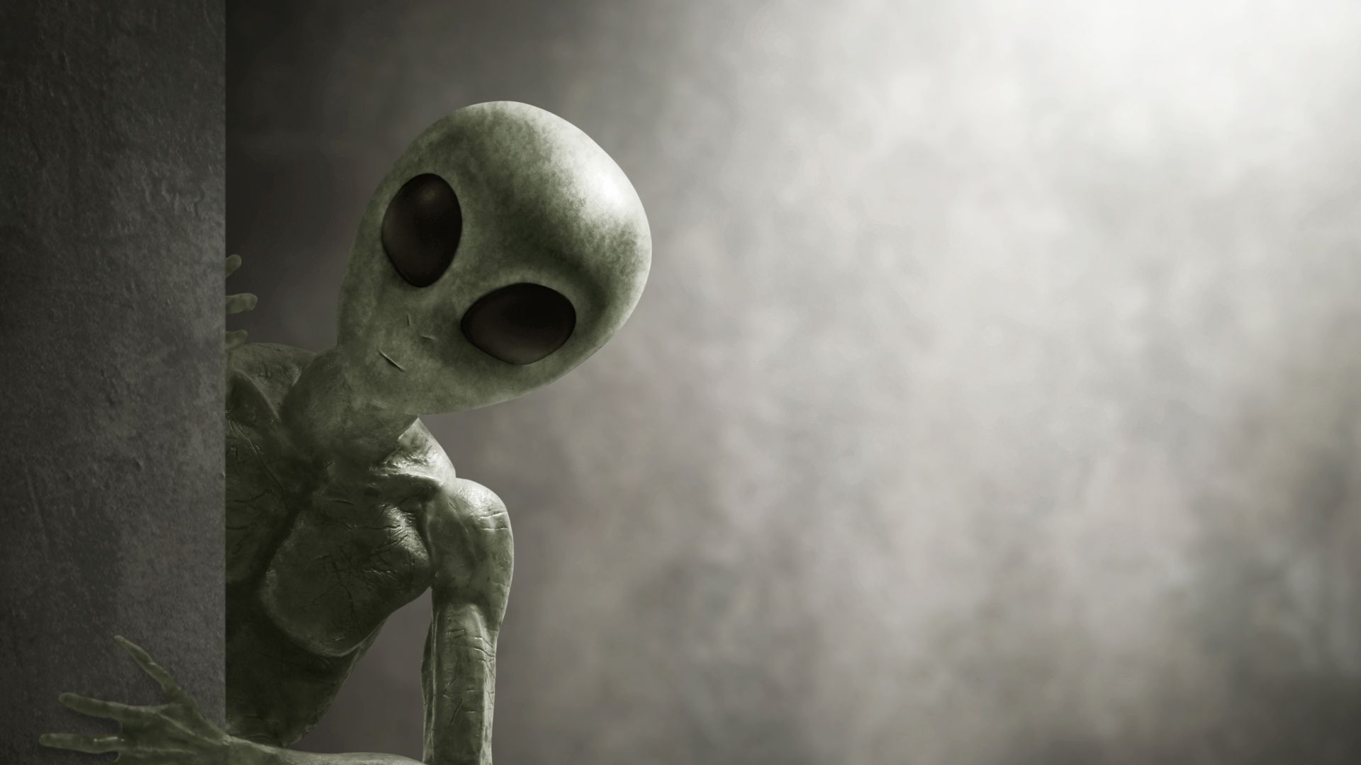Joe Rogan Shocked by CIA Scientist’s Claims About How Many Crashed UFOs the US Has [WATCH]