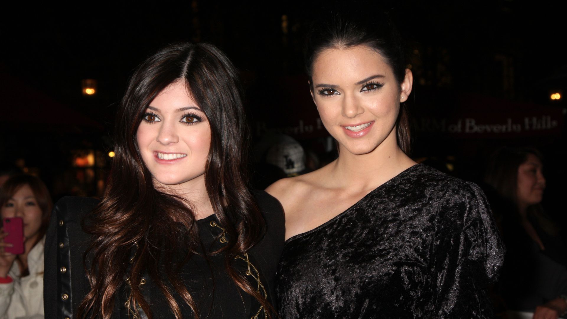 Bikini-Clad Jenner Sisters Post ‘Drunk Walks’ From Island Vacation Getaway [WATCH]