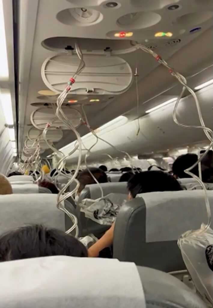 Japan Airlines Flight Plummets Mid-Air, Terrifying Passengers Who Begin Writing Goodbye Notes
