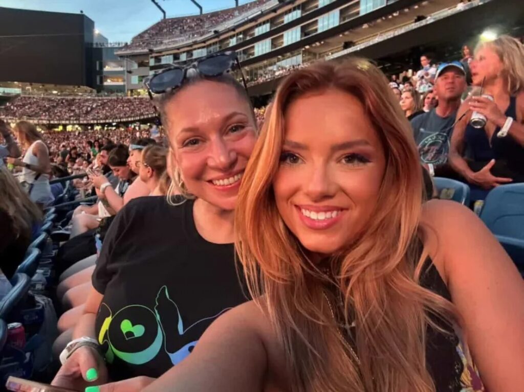 Coldplay Fan Who Exposed CEO's 'Affair' with Company's Head of HR Has Six-Word Response for the Cuddling Pair