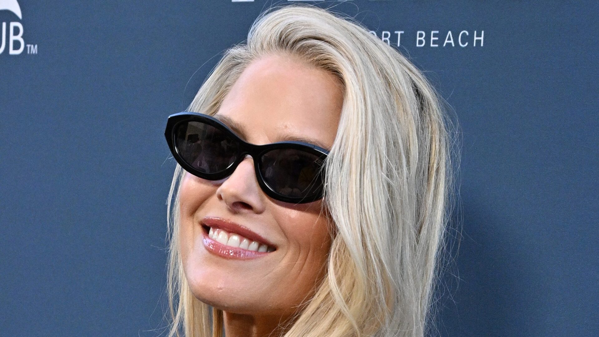 Landman’s Ali Larter Walks London Premiere in Sheer Burgundy Look