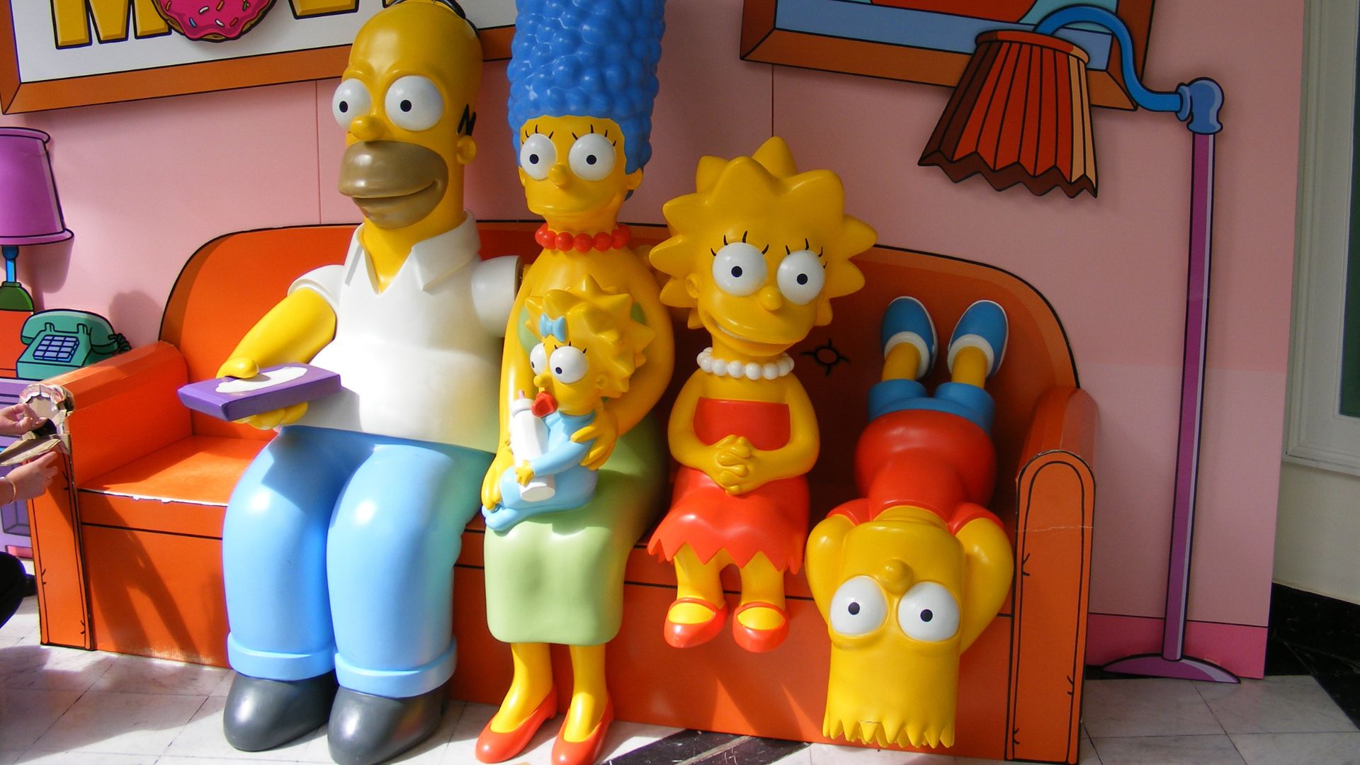 Longtime Simpsons Favorite ‘Dies Suddenly’ in Church After 35 Years [WATCH]