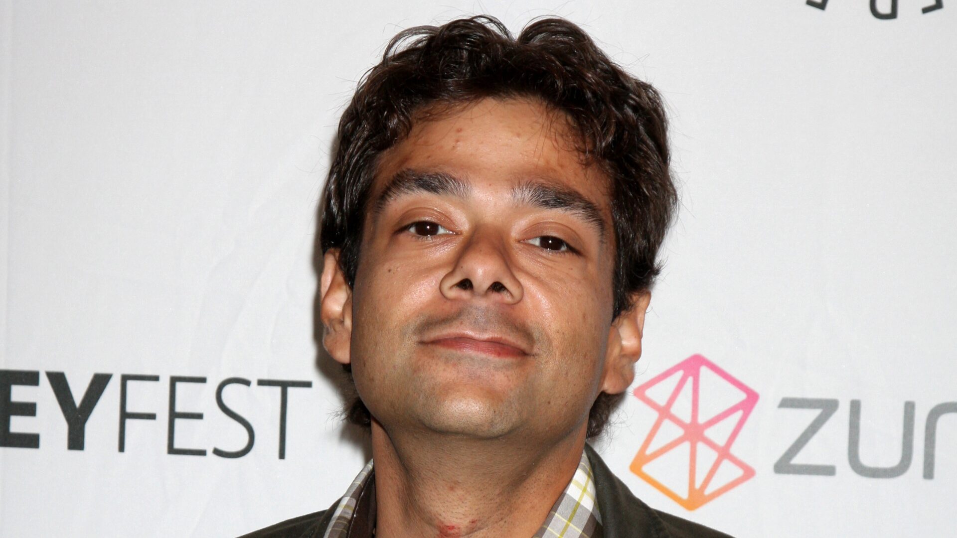 Mighty Ducks Actor Shaun Weiss Launches Search for Homeless Ex–Nickelodeon Actor After Viral Video [WATCH]