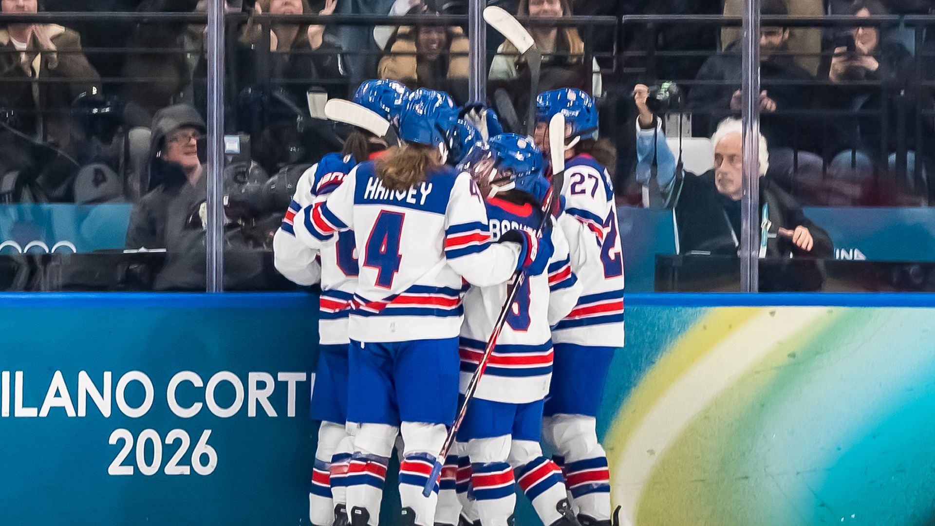 USA Hockey Stars Turn ‘Controversy’ Into Comedy on Saturday Night Live [WATCH]