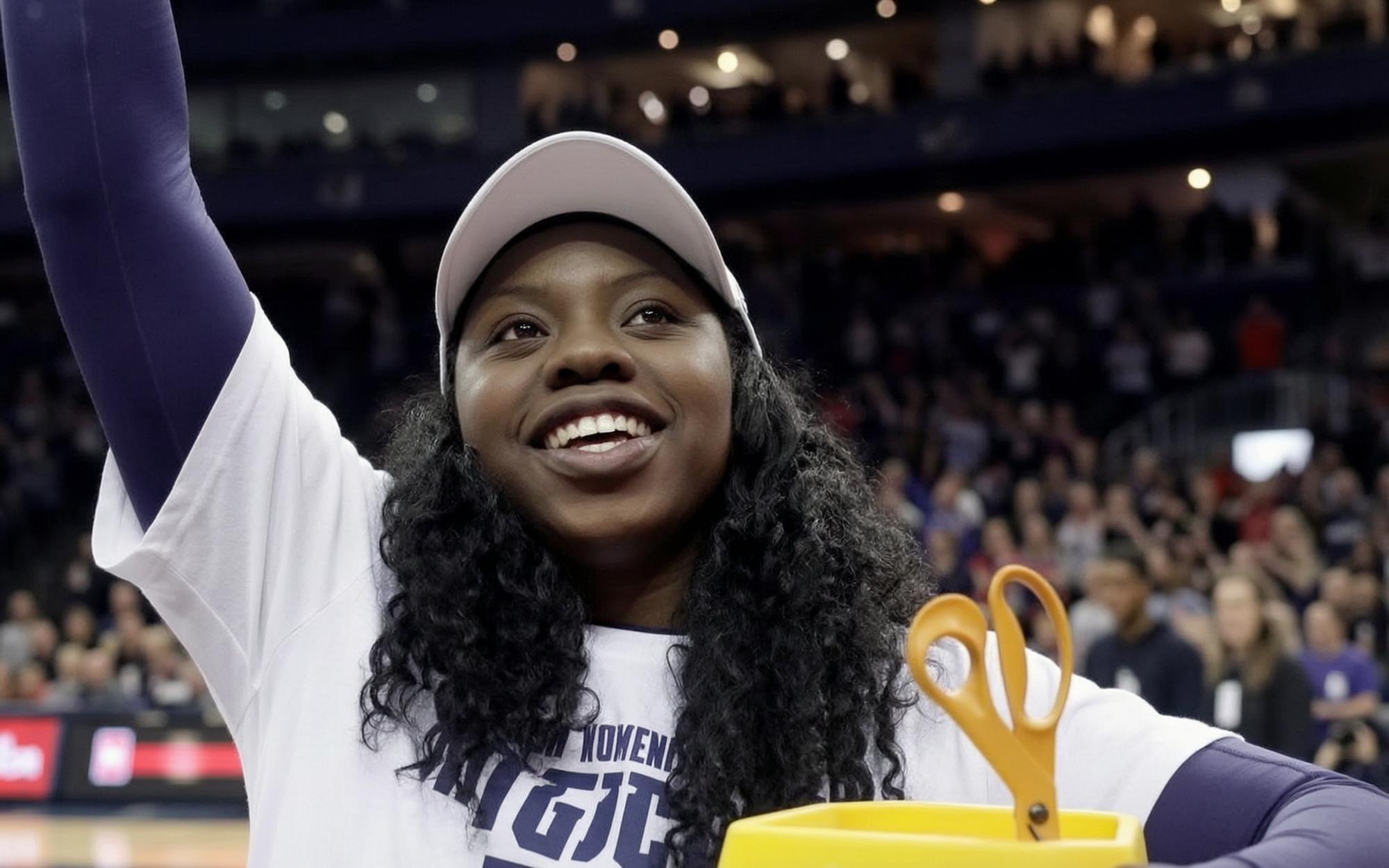 WNBA Stars Swarm Officer to Block Teammate’s Arrest Until Taser Comes Out [WATCH]